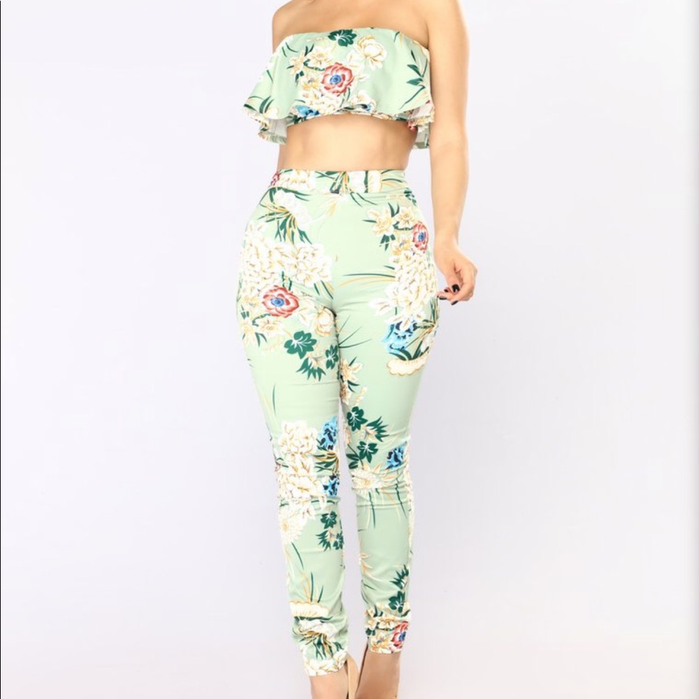 Two Piece Set